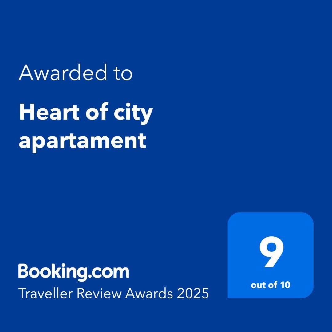 Heart Of City Apartament Oradea Extérieur photo